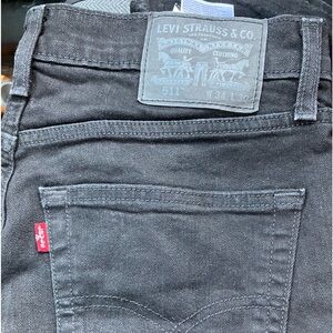 Levi’s Men’s denim| W34 L30/ Black